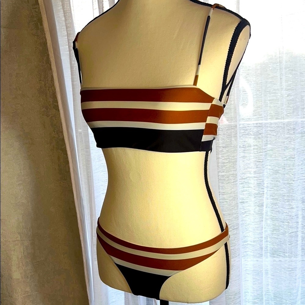 SAME Swin Bikini Set - Picture 2 of 8